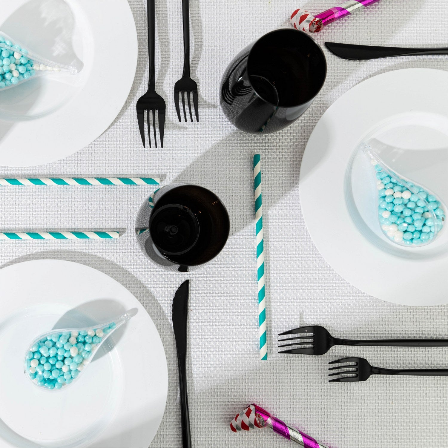 Tear Drop Shaped Acrylic Candy Boxes 12 Pack 4.34"X2.14"