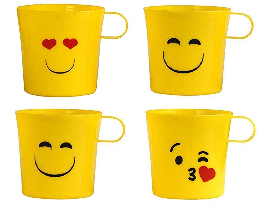 Plastic Emoji Mugs Drinkware – Emoticons Coffee Cups, Heart Eyes, Sunglasses Perfect for Birthday, Party Favors and Gifts 9 oz (4 Pack)